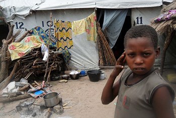 Die Hilfsprogramme für die Geflüchteten aus der Zentralafrikanischen Republik laufen aus - eine Rückkehr ist für sie undenkbar. Nur wenige Kinder gehen in eine Koranschule, viele sind sich selber überlasssen.