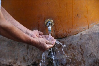 Im Osten Indonesiens ist Wasser ein besonders wertvolles Gut. 